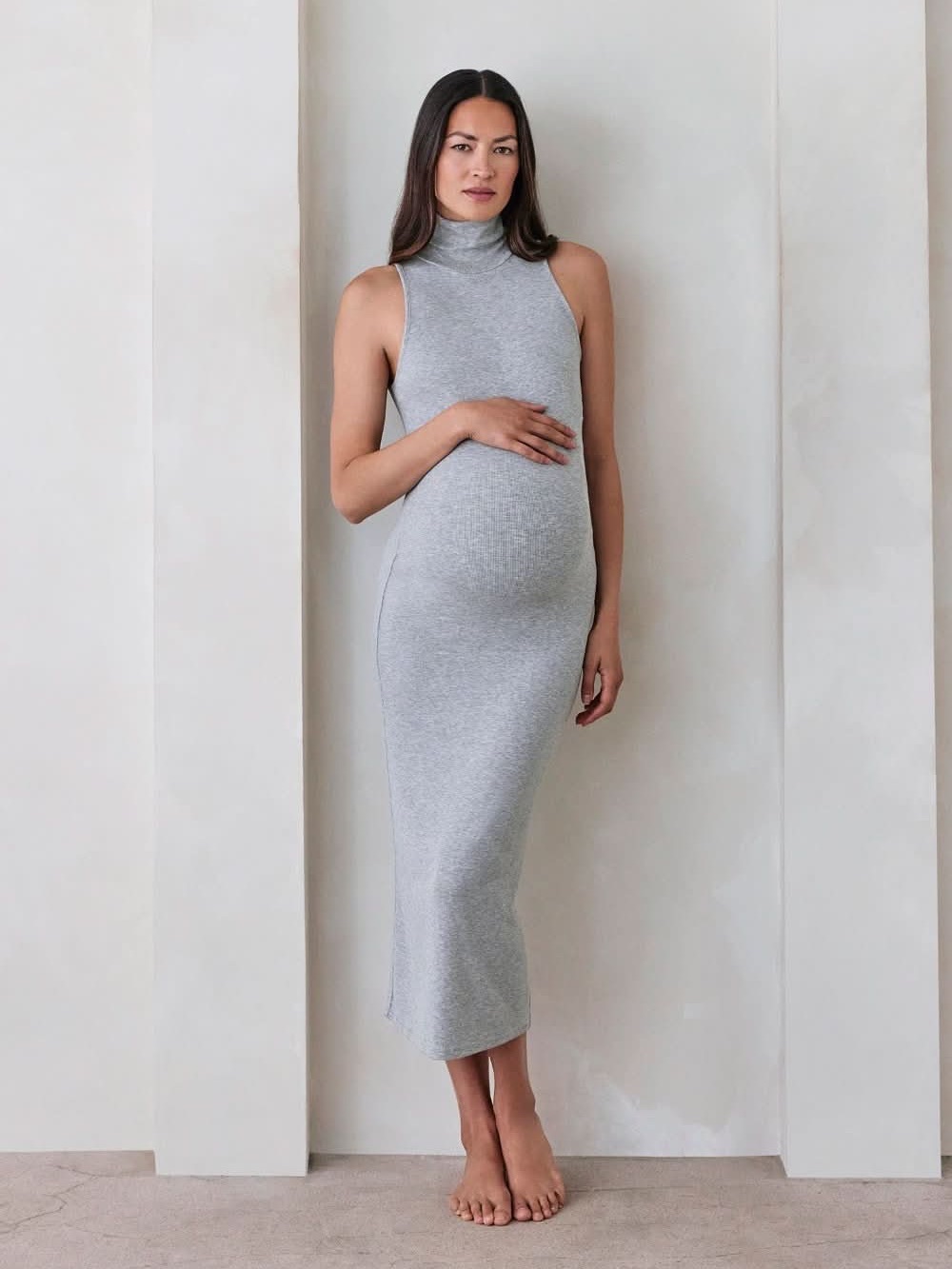 Bumpsuit Sleeveless Turtleneck Maternity Midi Dress - Gray